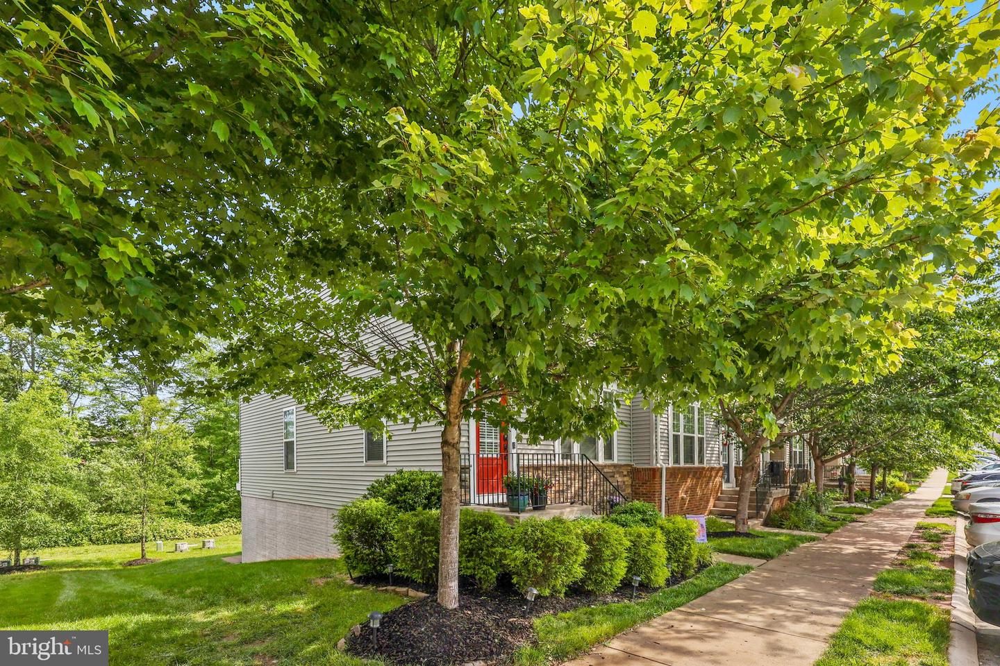 10744 HINTON WAY, MANASSAS, Virginia 20112, 3 Bedrooms Bedrooms, ,3 BathroomsBathrooms,Residential,For sale,10744 HINTON WAY,VAPW2095250 MLS # VAPW2095250