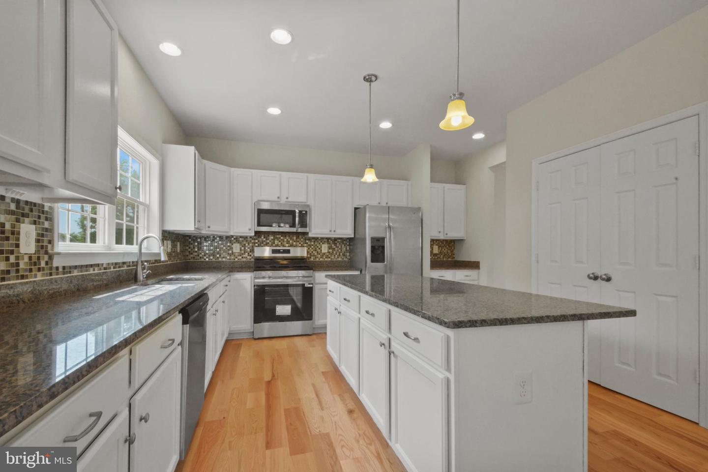 2042 MOURNING DOVE DR, LOCUST GROVE, Virginia 22508, 5 Bedrooms Bedrooms, ,3 BathroomsBathrooms,Residential,For sale,2042 MOURNING DOVE DR,VAOR2009748 MLS # VAOR2009748