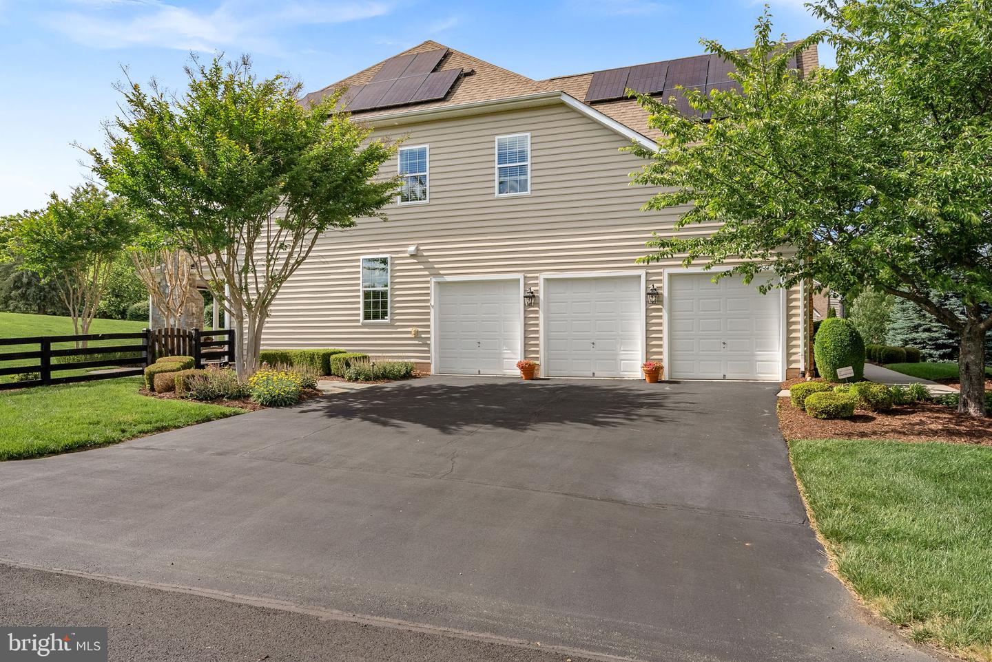 22415 CONSERVANCY DR, ASHBURN, Virginia 20148, 5 Bedrooms Bedrooms, ,4 BathroomsBathrooms,Residential,For sale,22415 CONSERVANCY DR,VALO2097734 MLS # VALO2097734