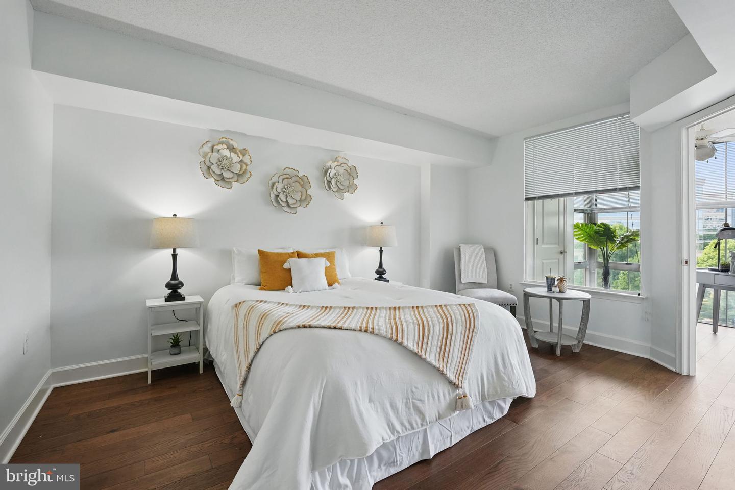 11800 SUNSET HILLS RD #717, RESTON, Virginia 20190, 2 Bedrooms Bedrooms, 5 Rooms Rooms,2 BathroomsBathrooms,Residential,For sale,11800 SUNSET HILLS RD #717,VAFX2243264 MLS # VAFX2243264