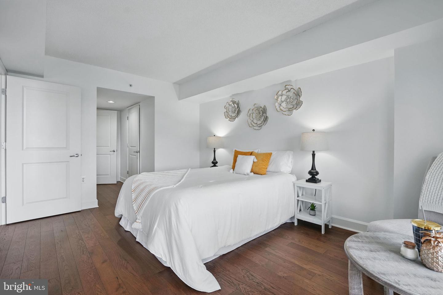 11800 SUNSET HILLS RD #717, RESTON, Virginia 20190, 2 Bedrooms Bedrooms, 5 Rooms Rooms,2 BathroomsBathrooms,Residential,For sale,11800 SUNSET HILLS RD #717,VAFX2243264 MLS # VAFX2243264