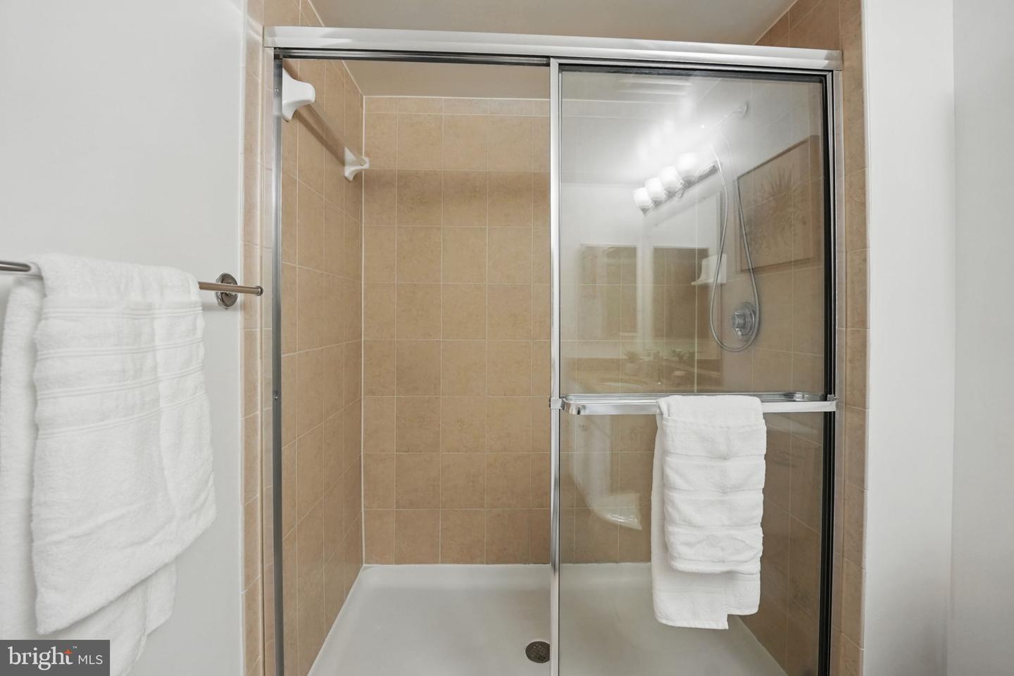 11800 SUNSET HILLS RD #717, RESTON, Virginia 20190, 2 Bedrooms Bedrooms, 5 Rooms Rooms,2 BathroomsBathrooms,Residential,For sale,11800 SUNSET HILLS RD #717,VAFX2243264 MLS # VAFX2243264