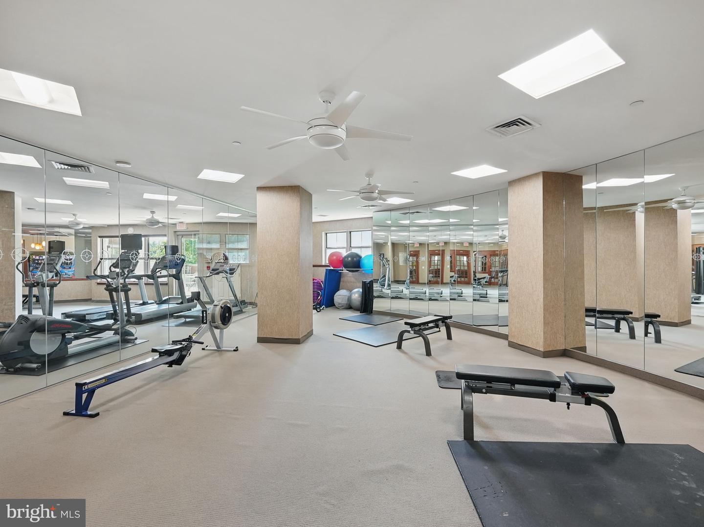 11800 SUNSET HILLS RD #717, RESTON, Virginia 20190, 2 Bedrooms Bedrooms, 5 Rooms Rooms,2 BathroomsBathrooms,Residential,For sale,11800 SUNSET HILLS RD #717,VAFX2243264 MLS # VAFX2243264