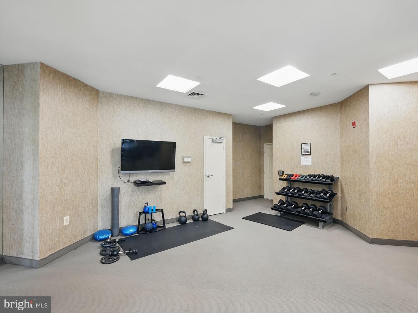 11800 SUNSET HILLS RD #717, RESTON, Virginia 20190, 2 Bedrooms Bedrooms, 5 Rooms Rooms,2 BathroomsBathrooms,Residential,For sale,11800 SUNSET HILLS RD #717,VAFX2243264 MLS # VAFX2243264
