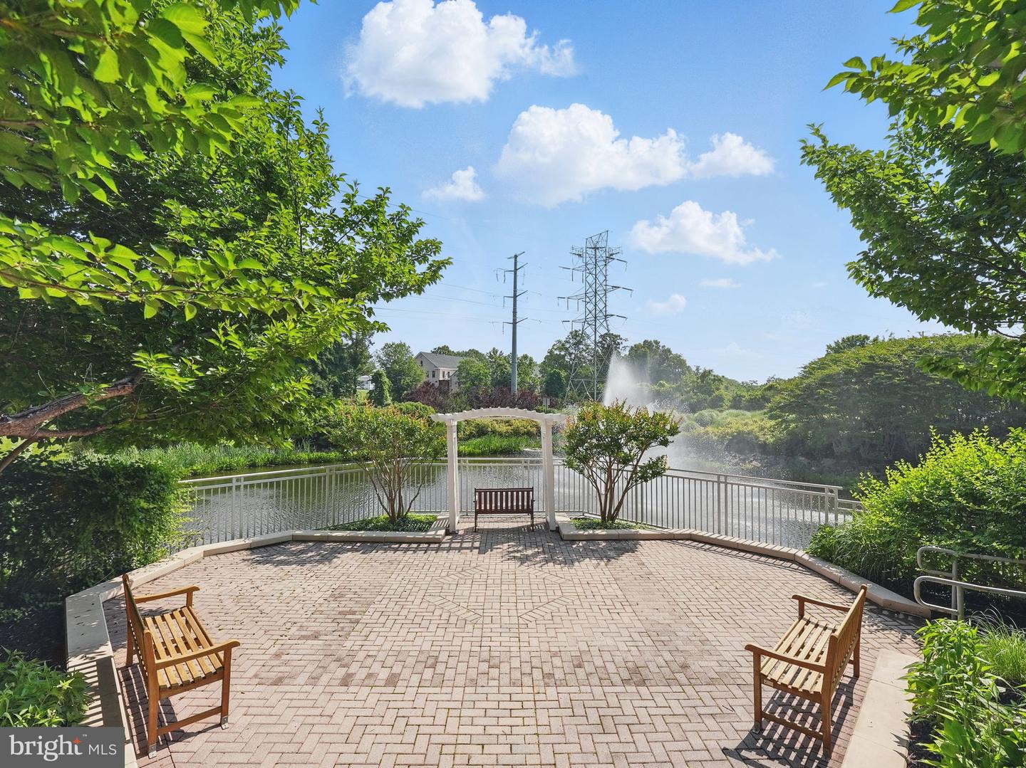 11800 SUNSET HILLS RD #717, RESTON, Virginia 20190, 2 Bedrooms Bedrooms, 5 Rooms Rooms,2 BathroomsBathrooms,Residential,For sale,11800 SUNSET HILLS RD #717,VAFX2243264 MLS # VAFX2243264