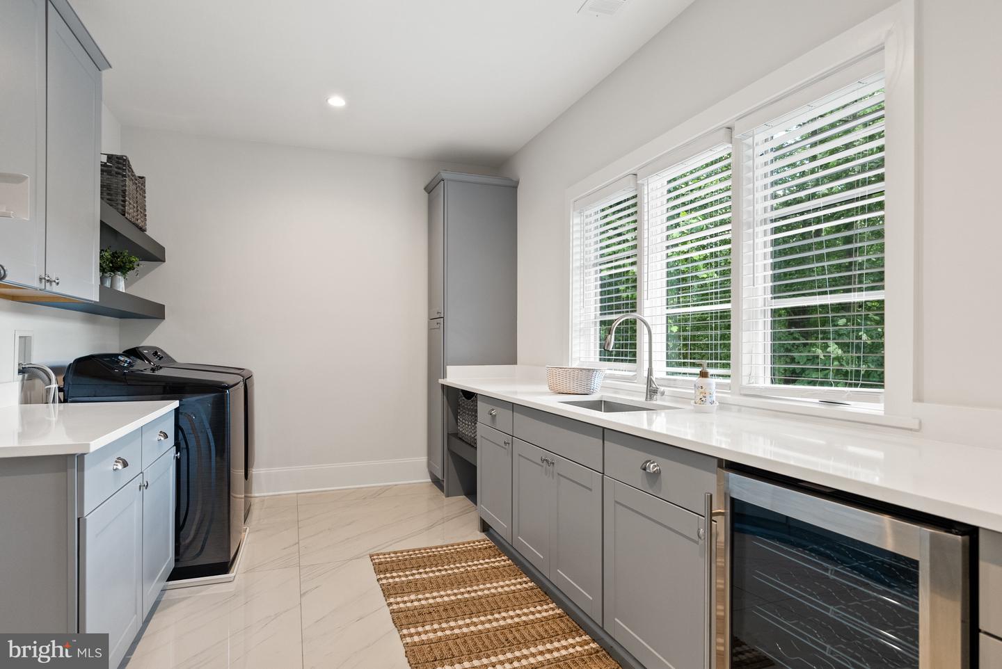 825 WHANN AVE, MCLEAN, Virginia 22101, 6 Bedrooms Bedrooms, ,6 BathroomsBathrooms,Residential,For sale,825 WHANN AVE,VAFX2243734 MLS # VAFX2243734