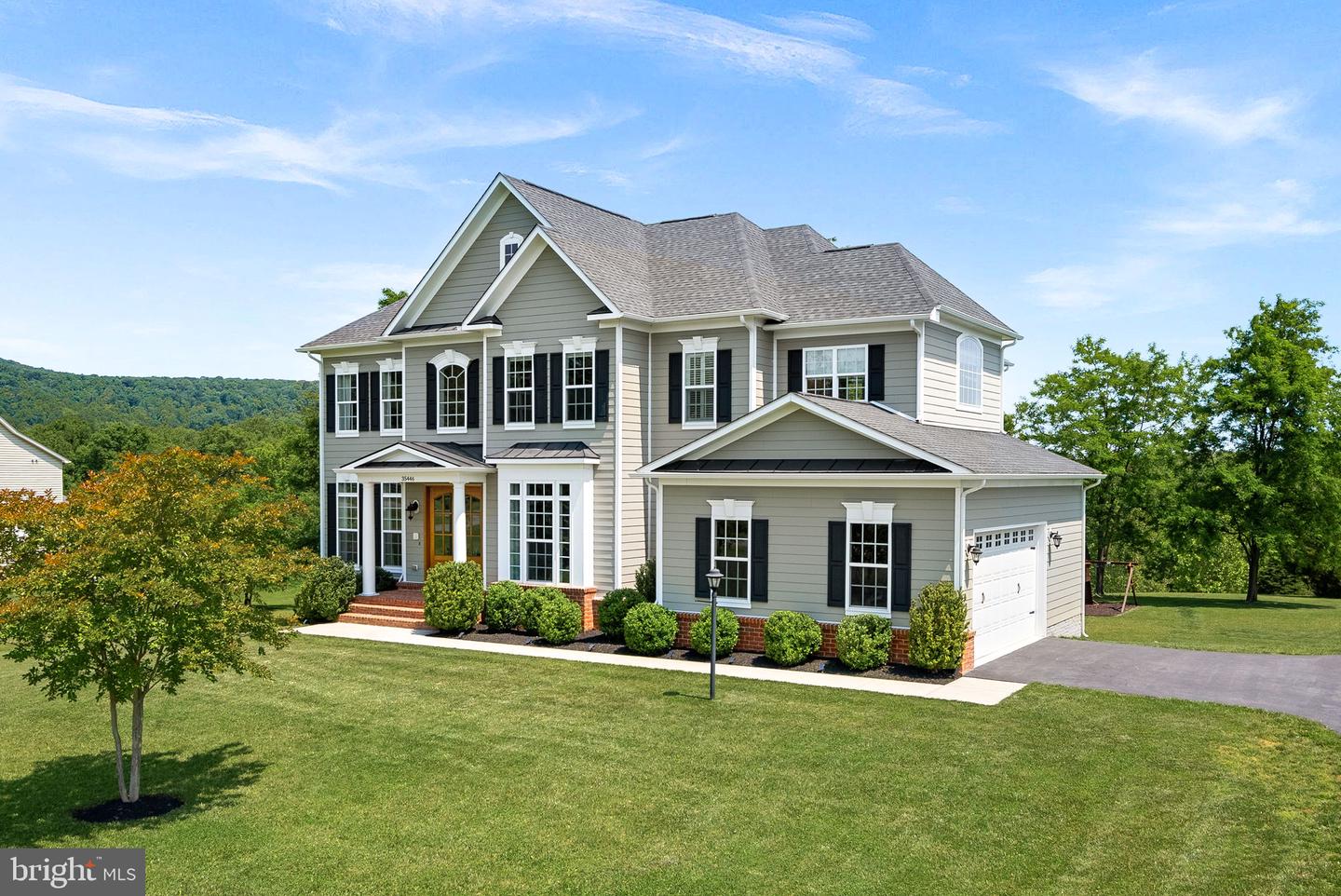 35446 GREYFRIAR DR, ROUND HILL, Virginia 20141, 5 Bedrooms Bedrooms, ,4 BathroomsBathrooms,Residential,For sale,35446 GREYFRIAR DR,VALO2098140 MLS # VALO2098140