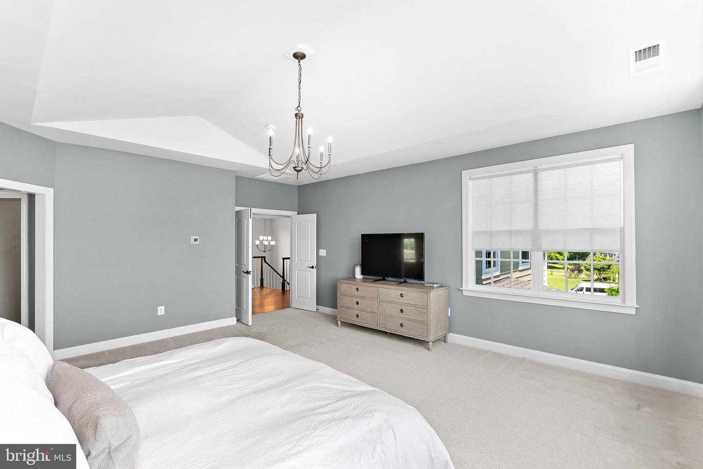 35446 GREYFRIAR DR, ROUND HILL, Virginia 20141, 5 Bedrooms Bedrooms, ,4 BathroomsBathrooms,Residential,For sale,35446 GREYFRIAR DR,VALO2098140 MLS # VALO2098140