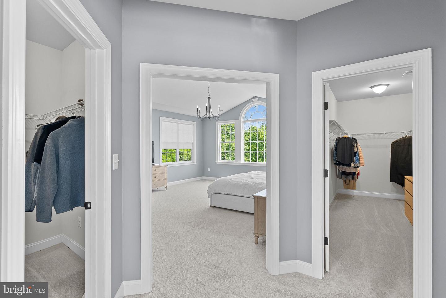 35446 GREYFRIAR DR, ROUND HILL, Virginia 20141, 5 Bedrooms Bedrooms, ,4 BathroomsBathrooms,Residential,For sale,35446 GREYFRIAR DR,VALO2098140 MLS # VALO2098140