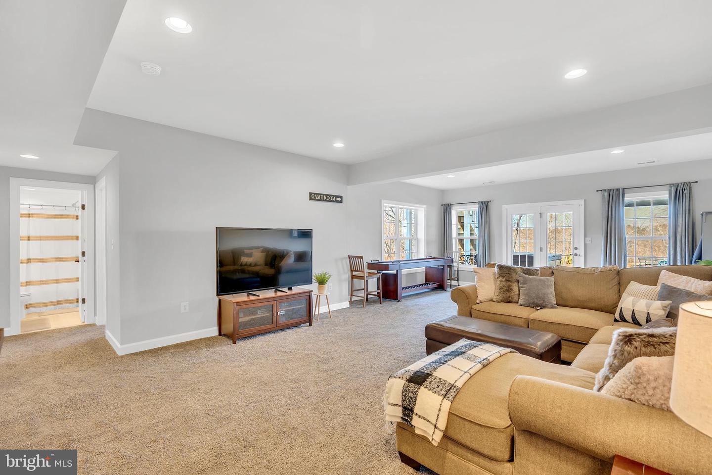 35446 GREYFRIAR DR, ROUND HILL, Virginia 20141, 5 Bedrooms Bedrooms, ,4 BathroomsBathrooms,Residential,For sale,35446 GREYFRIAR DR,VALO2098140 MLS # VALO2098140