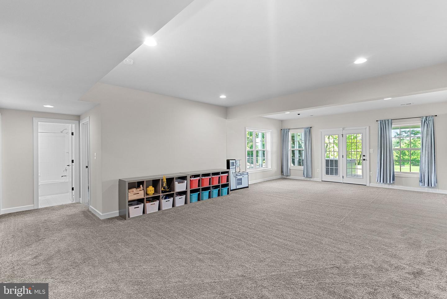 35446 GREYFRIAR DR, ROUND HILL, Virginia 20141, 5 Bedrooms Bedrooms, ,4 BathroomsBathrooms,Residential,For sale,35446 GREYFRIAR DR,VALO2098140 MLS # VALO2098140