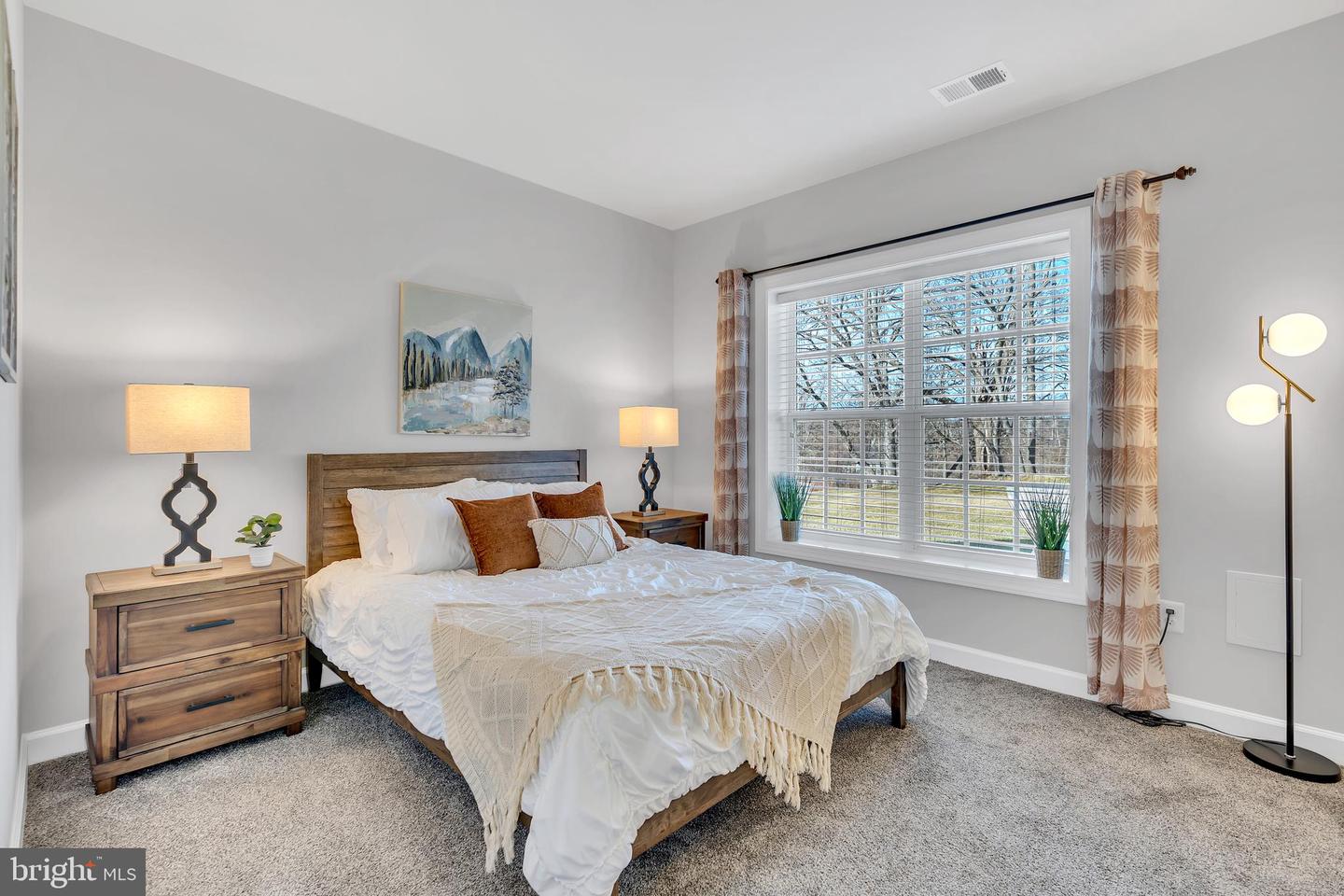 35446 GREYFRIAR DR, ROUND HILL, Virginia 20141, 5 Bedrooms Bedrooms, ,4 BathroomsBathrooms,Residential,For sale,35446 GREYFRIAR DR,VALO2098140 MLS # VALO2098140