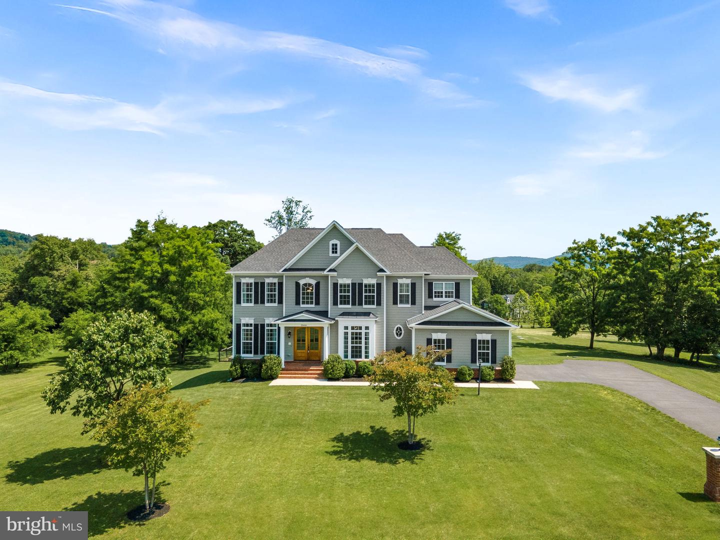 35446 GREYFRIAR DR, ROUND HILL, Virginia 20141, 5 Bedrooms Bedrooms, ,4 BathroomsBathrooms,Residential,For sale,35446 GREYFRIAR DR,VALO2098140 MLS # VALO2098140