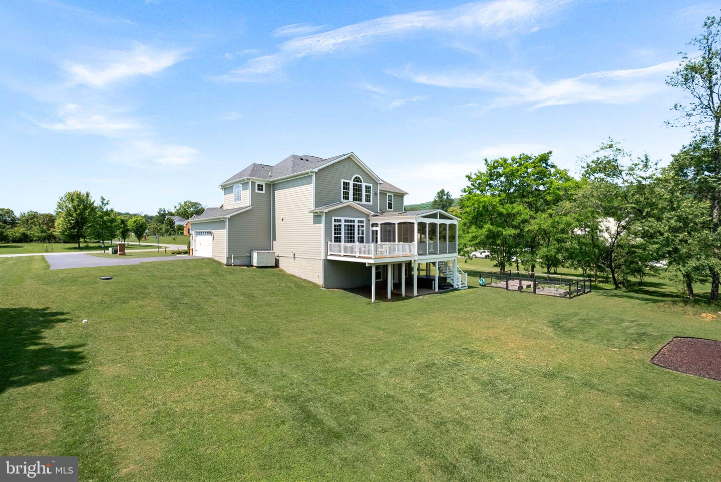 35446 GREYFRIAR DR, ROUND HILL, Virginia 20141, 5 Bedrooms Bedrooms, ,4 BathroomsBathrooms,Residential,For sale,35446 GREYFRIAR DR,VALO2098140 MLS # VALO2098140