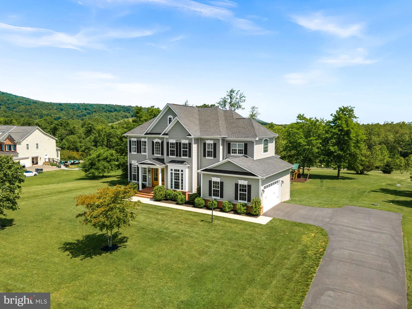 35446 GREYFRIAR DR, ROUND HILL, Virginia 20141, 5 Bedrooms Bedrooms, ,4 BathroomsBathrooms,Residential,For sale,35446 GREYFRIAR DR,VALO2098140 MLS # VALO2098140