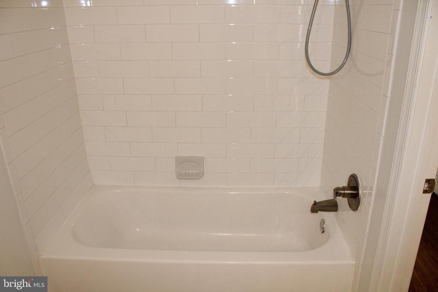 15524 HORSESHOE LN, WOODBRIDGE, Virginia 22191, 2 Bedrooms Bedrooms, ,1 BathroomBathrooms,Residential,For sale,15524 HORSESHOE LN,VAPW2095774 MLS # VAPW2095774