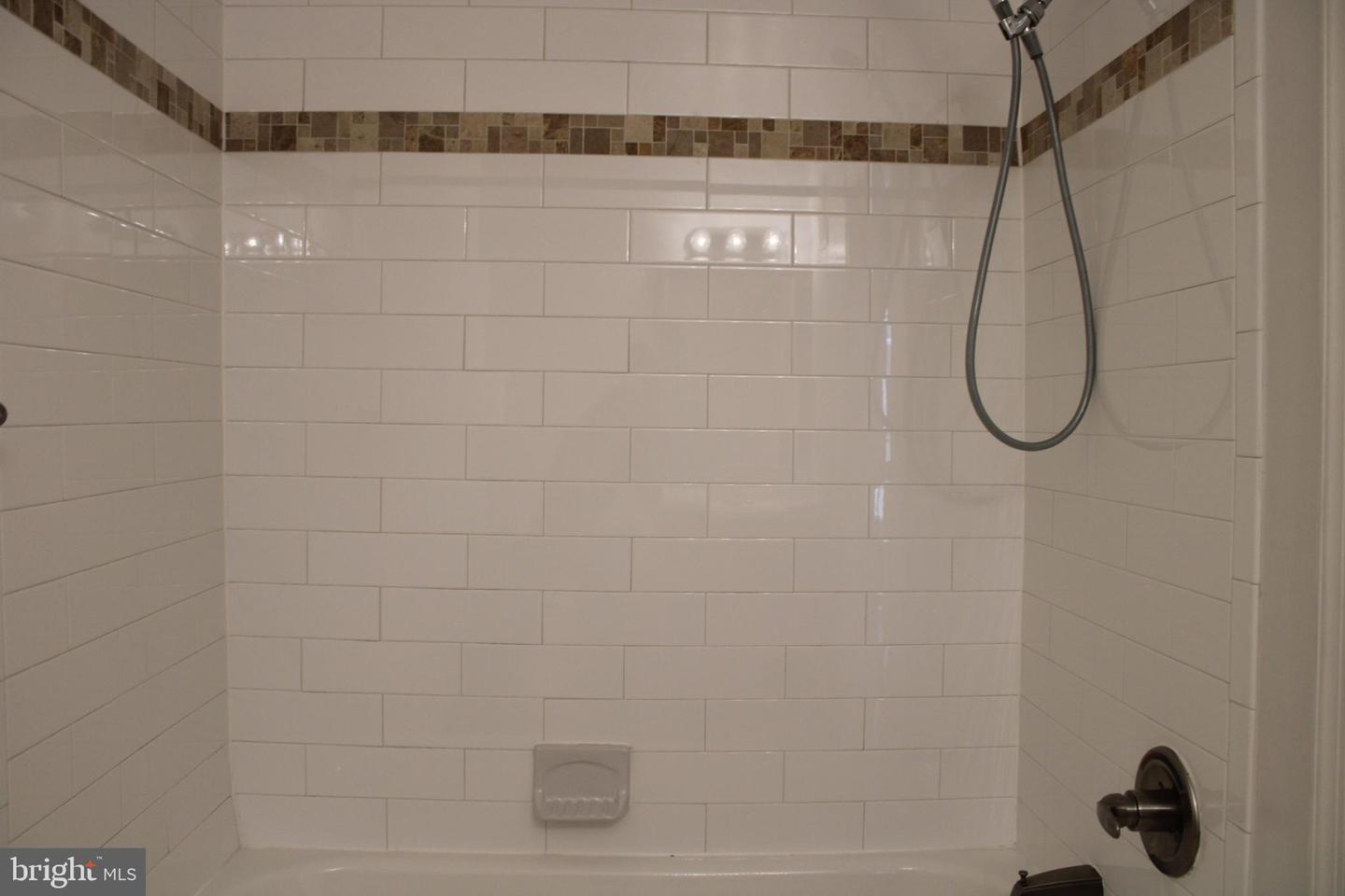 15524 HORSESHOE LN, WOODBRIDGE, Virginia 22191, 2 Bedrooms Bedrooms, ,1 BathroomBathrooms,Residential,For sale,15524 HORSESHOE LN,VAPW2095774 MLS # VAPW2095774