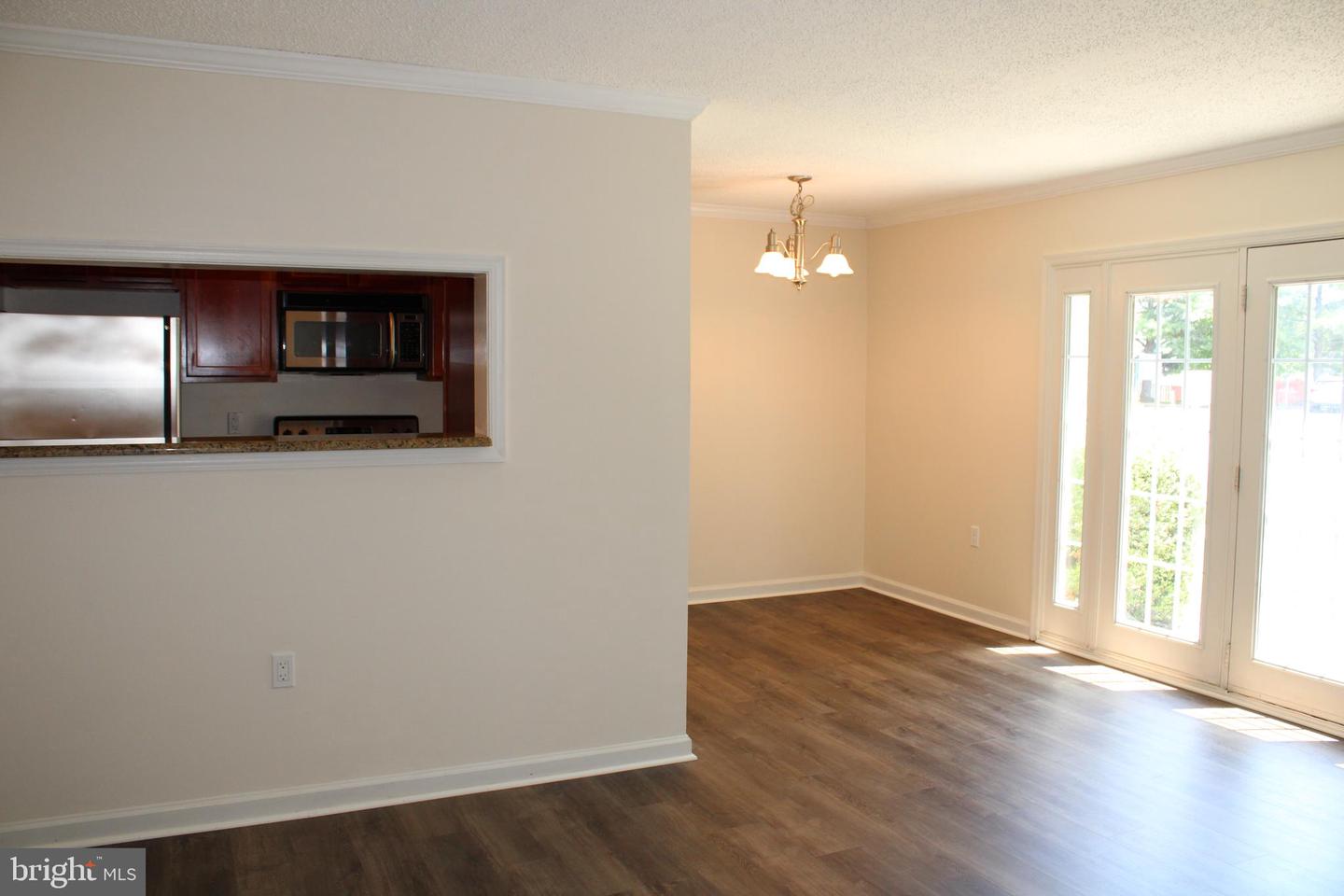 15524 HORSESHOE LN, WOODBRIDGE, Virginia 22191, 2 Bedrooms Bedrooms, ,1 BathroomBathrooms,Residential,For sale,15524 HORSESHOE LN,VAPW2095774 MLS # VAPW2095774