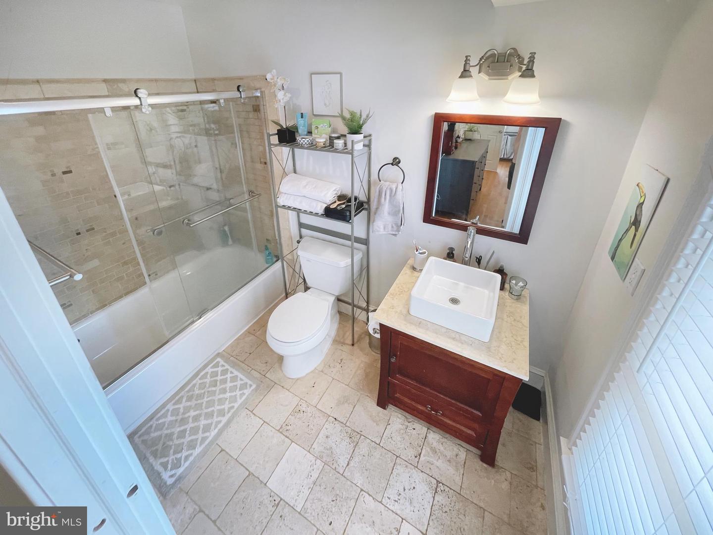 3009 OTIS ST NE, WASHINGTON, District Of Columbia 20018, 3 Bedrooms Bedrooms, ,3 BathroomsBathrooms,Residential,For sale,3009 OTIS ST NE,DCDC2203568 MLS # DCDC2203568