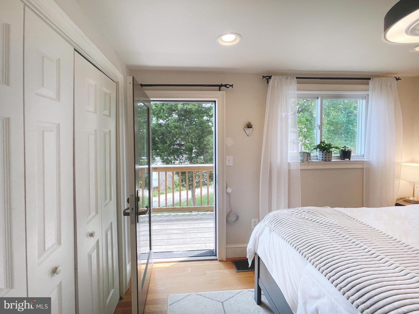 3009 OTIS ST NE, WASHINGTON, District Of Columbia 20018, 3 Bedrooms Bedrooms, ,3 BathroomsBathrooms,Residential,For sale,3009 OTIS ST NE,DCDC2203568 MLS # DCDC2203568