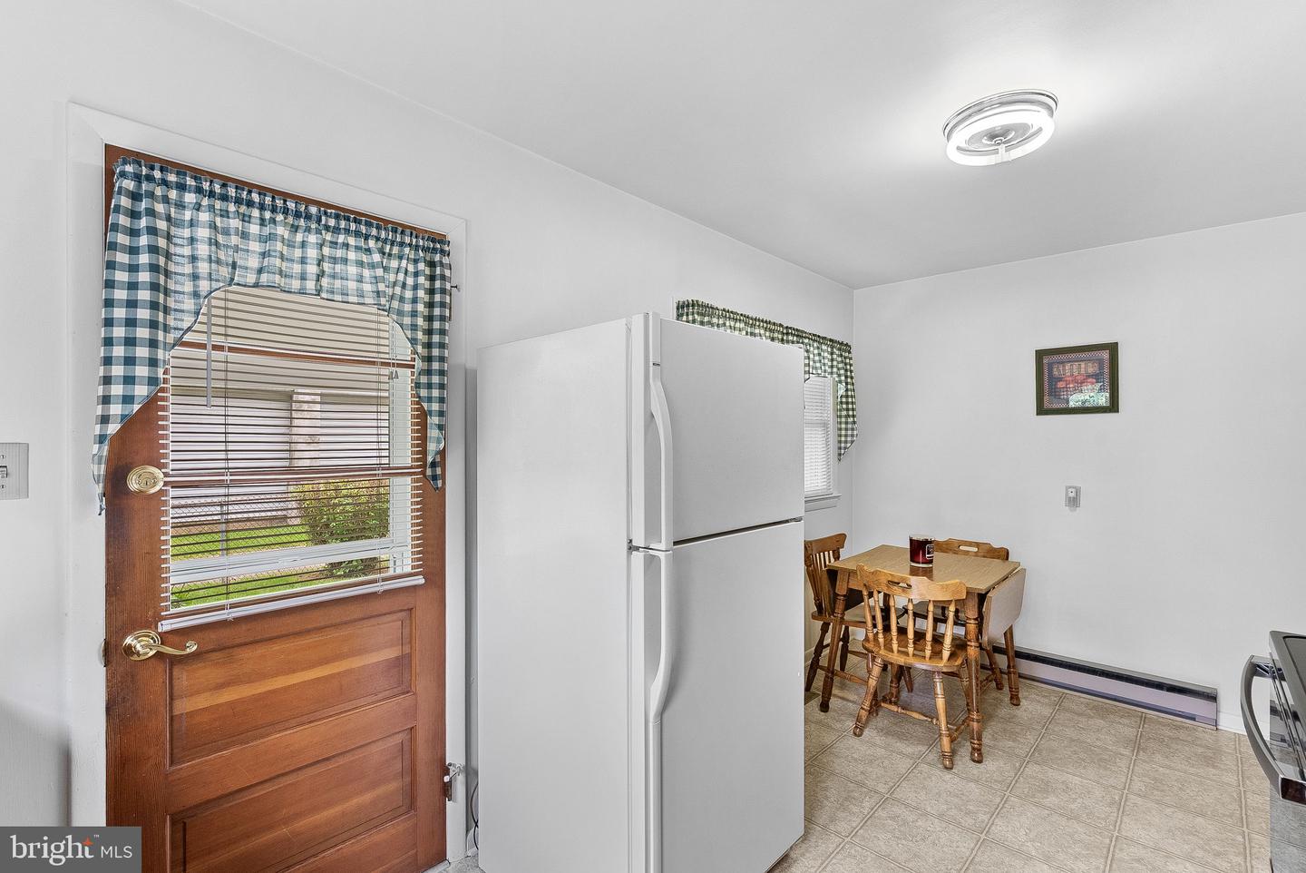 23 W FAIRFAX ST, BERRYVILLE, Virginia 22611, 3 Bedrooms Bedrooms, ,1 BathroomBathrooms,Residential,For sale,23 W FAIRFAX ST,VACL2003796 MLS # VACL2003796