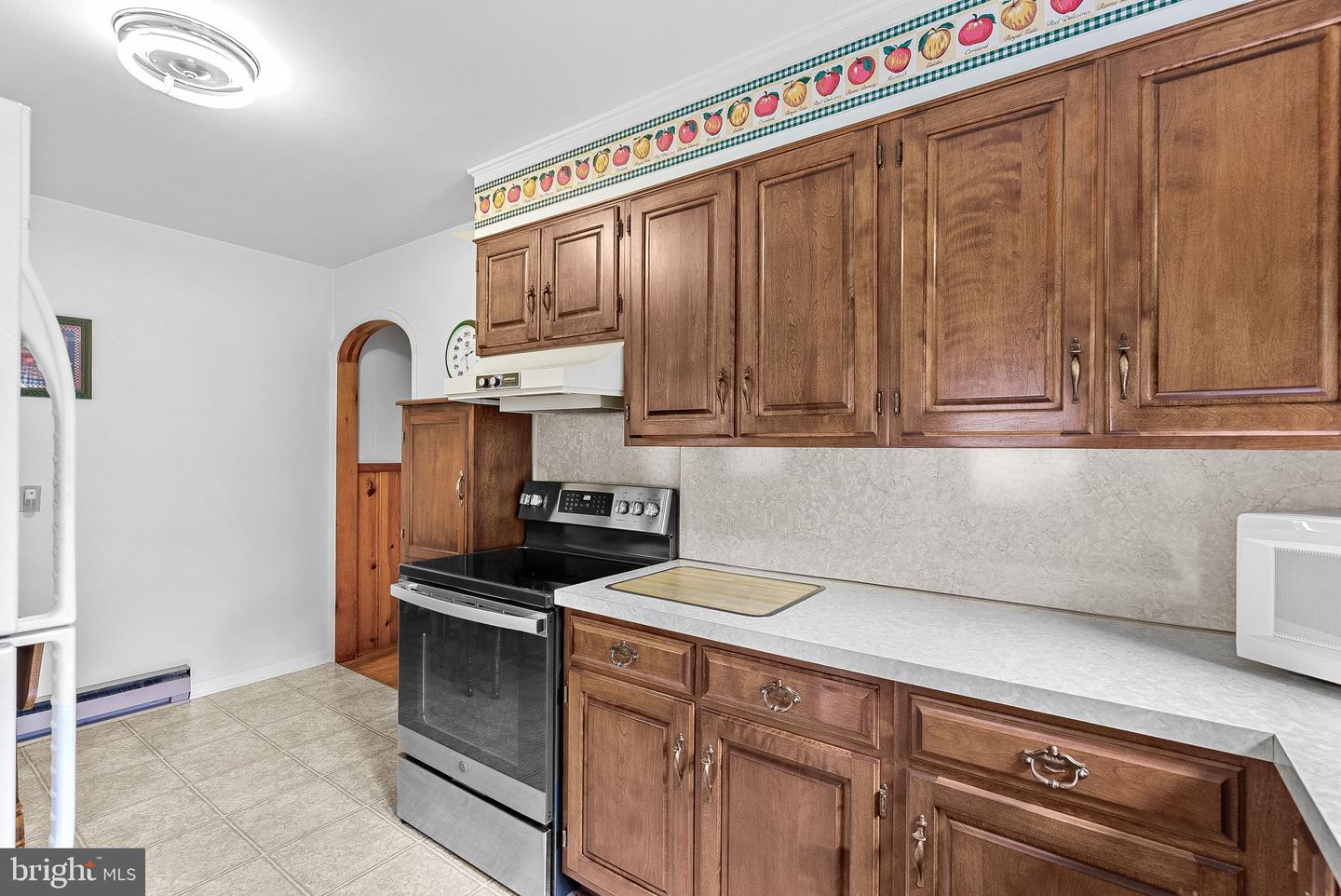 23 W FAIRFAX ST, BERRYVILLE, Virginia 22611, 3 Bedrooms Bedrooms, ,1 BathroomBathrooms,Residential,For sale,23 W FAIRFAX ST,VACL2003796 MLS # VACL2003796