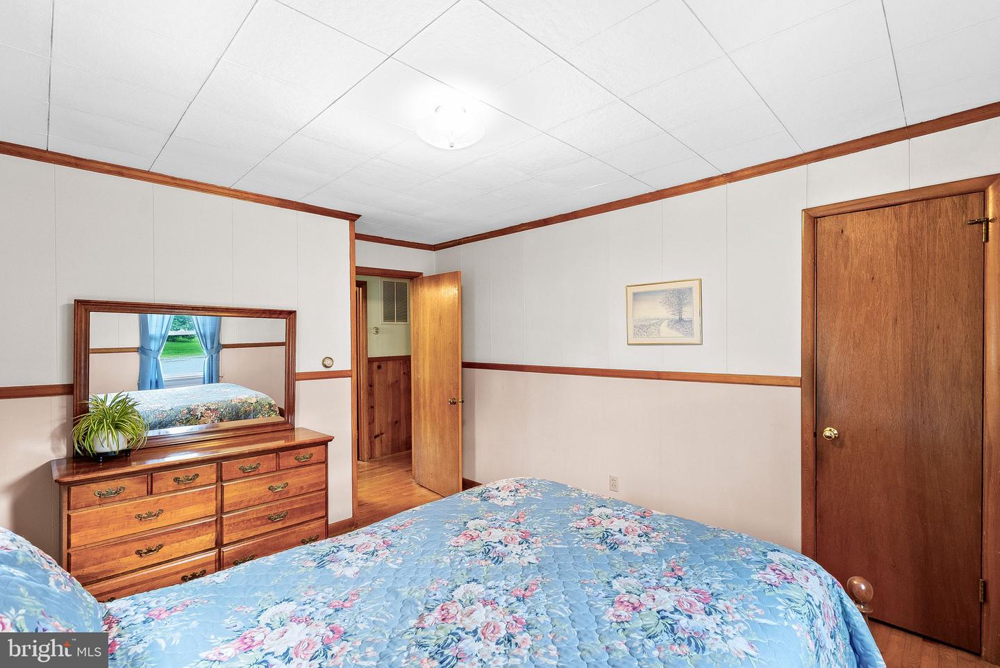 23 W FAIRFAX ST, BERRYVILLE, Virginia 22611, 3 Bedrooms Bedrooms, ,1 BathroomBathrooms,Residential,For sale,23 W FAIRFAX ST,VACL2003796 MLS # VACL2003796