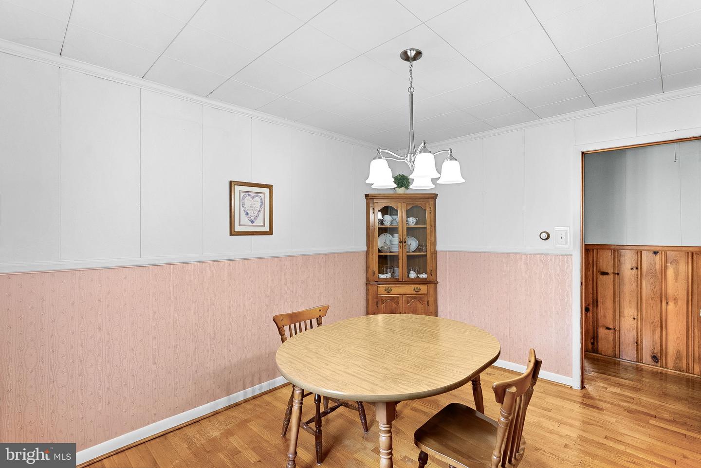 23 W FAIRFAX ST, BERRYVILLE, Virginia 22611, 3 Bedrooms Bedrooms, ,1 BathroomBathrooms,Residential,For sale,23 W FAIRFAX ST,VACL2003796 MLS # VACL2003796