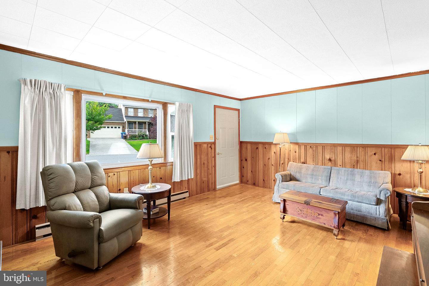 23 W FAIRFAX ST, BERRYVILLE, Virginia 22611, 3 Bedrooms Bedrooms, ,1 BathroomBathrooms,Residential,For sale,23 W FAIRFAX ST,VACL2003796 MLS # VACL2003796