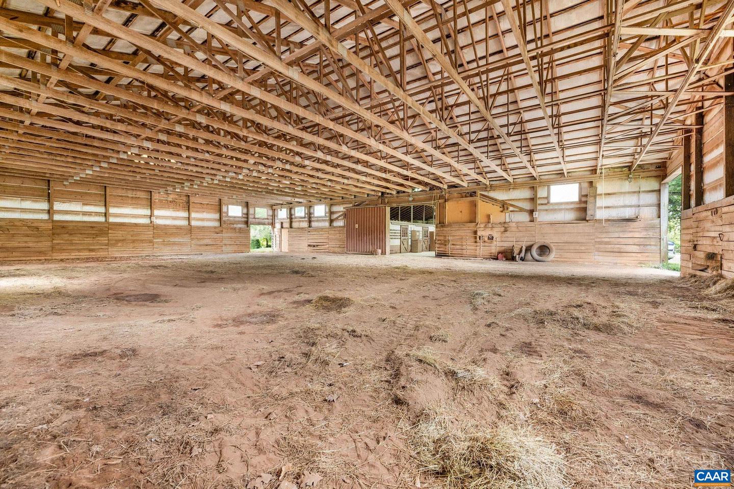 2205 S AMHERST HWY, AMHERST, Virginia 24521, 2 Bedrooms Bedrooms, ,3 BathroomsBathrooms,Farm,For sale,2205 S AMHERST HWY,665107 MLS # 665107