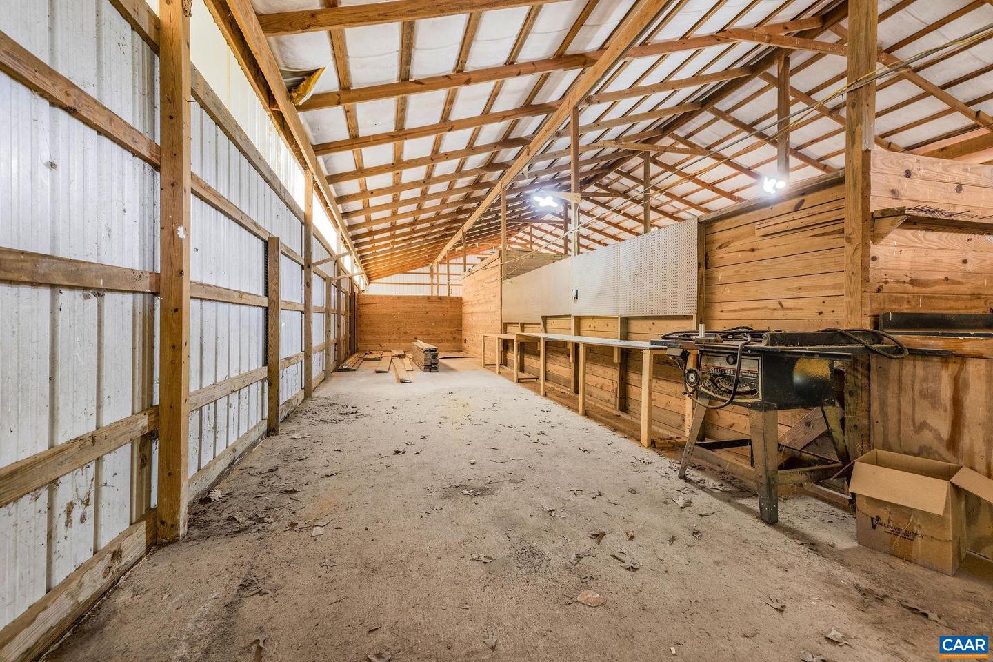 2205 S AMHERST HWY, AMHERST, Virginia 24521, 2 Bedrooms Bedrooms, ,3 BathroomsBathrooms,Farm,For sale,2205 S AMHERST HWY,665107 MLS # 665107