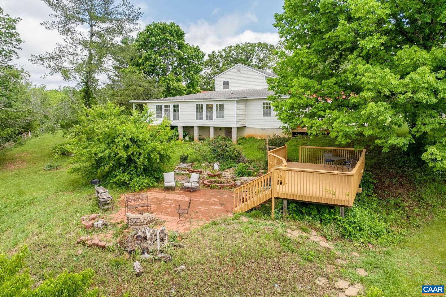 2205 S AMHERST HWY, AMHERST, Virginia 24521, 2 Bedrooms Bedrooms, ,3 BathroomsBathrooms,Farm,For sale,2205 S AMHERST HWY,665107 MLS # 665107