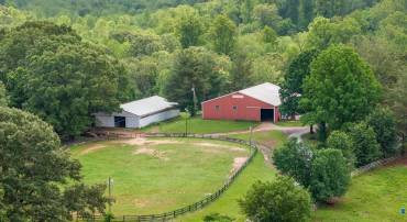 2205 S AMHERST HWY, AMHERST, Virginia 24521, 2 Bedrooms Bedrooms, ,3 BathroomsBathrooms,Farm,For sale,2205 S AMHERST HWY,665107 MLS # 665107