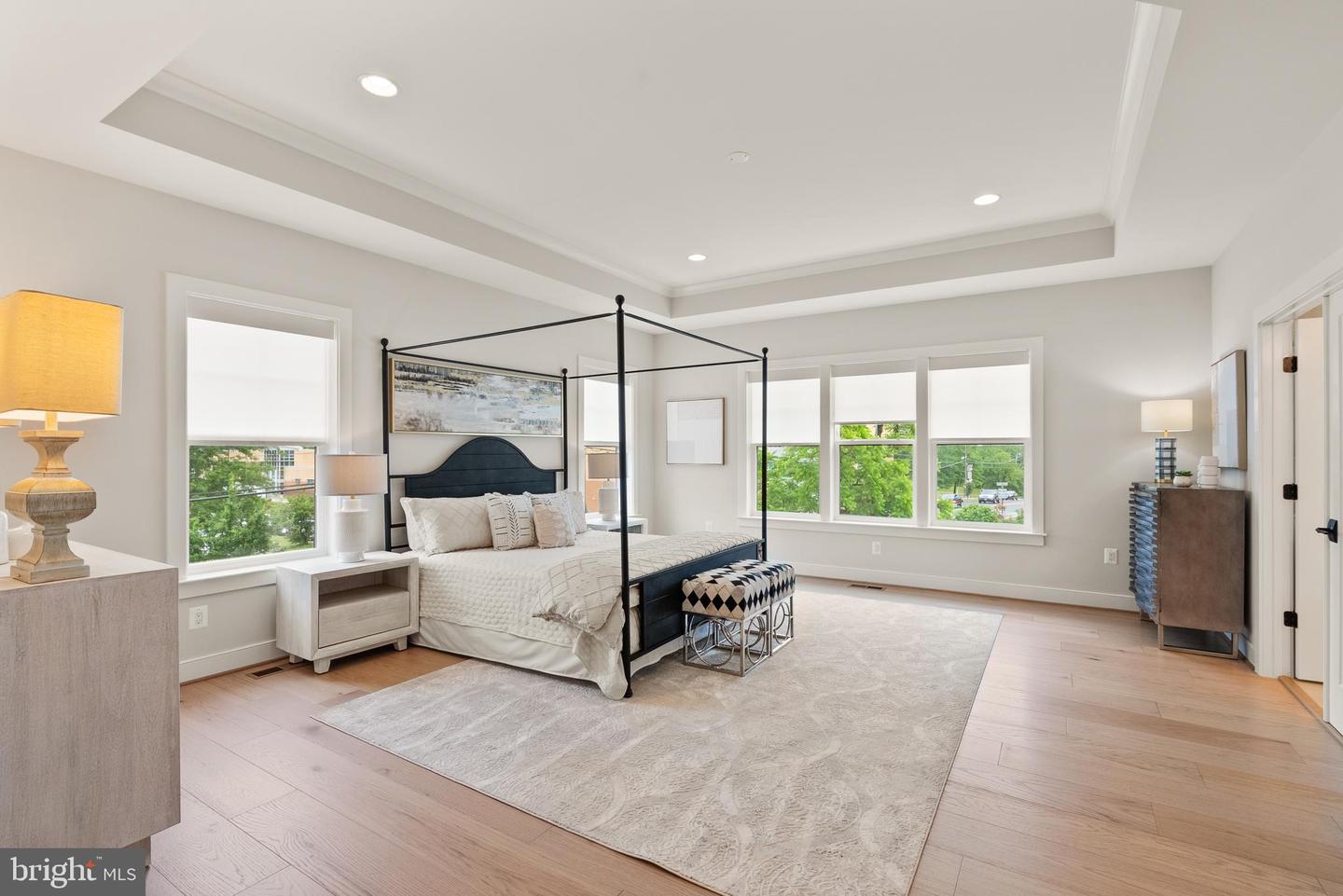 5817 2ND ST S, ARLINGTON, Virginia 22204, 5 Bedrooms Bedrooms, ,4 BathroomsBathrooms,Residential,For sale,5817 2ND ST S,VAAR2053604 MLS # VAAR2053604