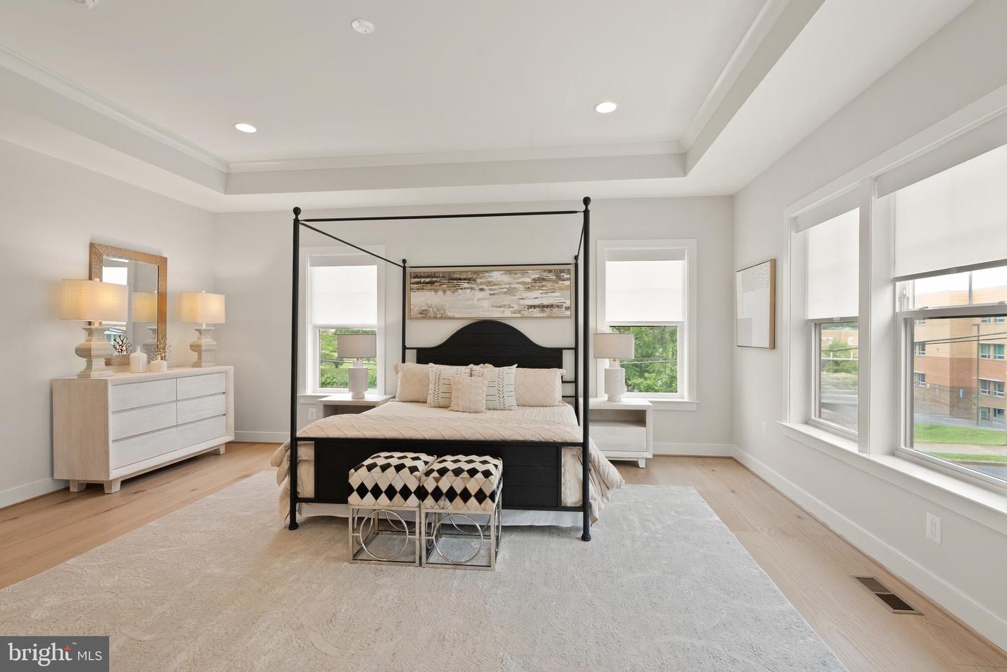 5817 2ND ST S, ARLINGTON, Virginia 22204, 5 Bedrooms Bedrooms, ,4 BathroomsBathrooms,Residential,For sale,5817 2ND ST S,VAAR2053604 MLS # VAAR2053604