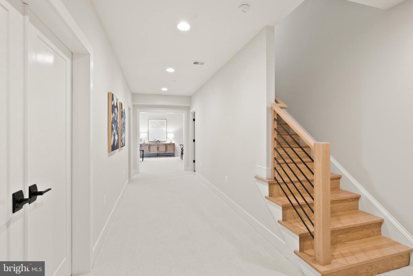 5817 2ND ST S, ARLINGTON, Virginia 22204, 5 Bedrooms Bedrooms, ,4 BathroomsBathrooms,Residential,For sale,5817 2ND ST S,VAAR2053604 MLS # VAAR2053604