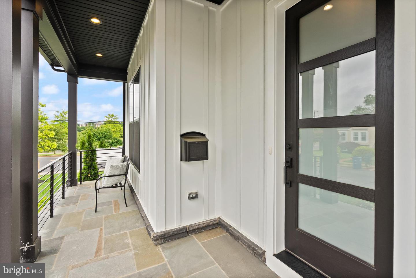 5817 2ND ST S, ARLINGTON, Virginia 22204, 5 Bedrooms Bedrooms, ,4 BathroomsBathrooms,Residential,For sale,5817 2ND ST S,VAAR2053604 MLS # VAAR2053604