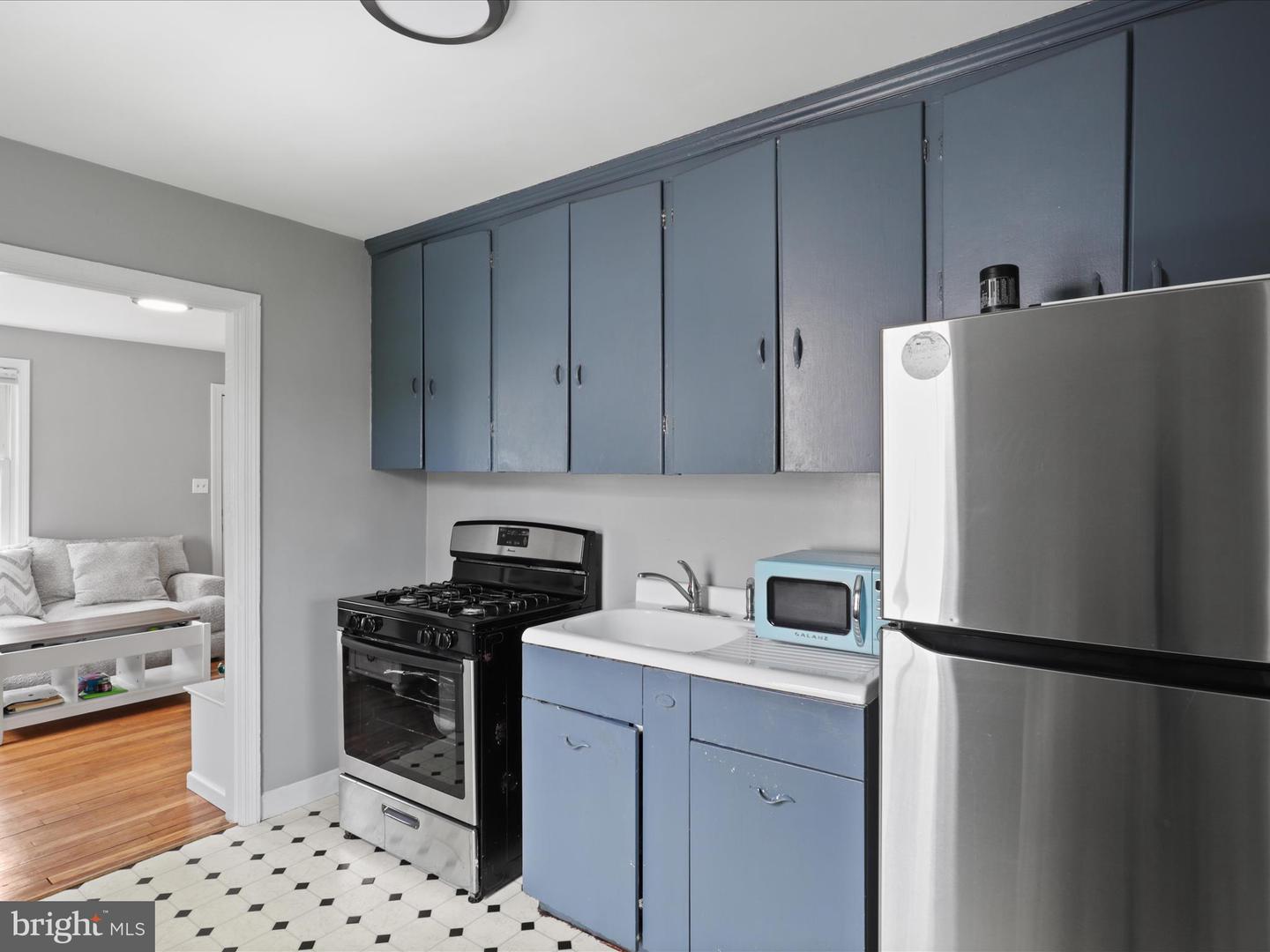 1804 N CULPEPER ST, ARLINGTON, Virginia 22207, 2 Bedrooms Bedrooms, ,1 BathroomBathrooms,Residential,For sale,1804 N CULPEPER ST,VAAR2054018 MLS # VAAR2054018