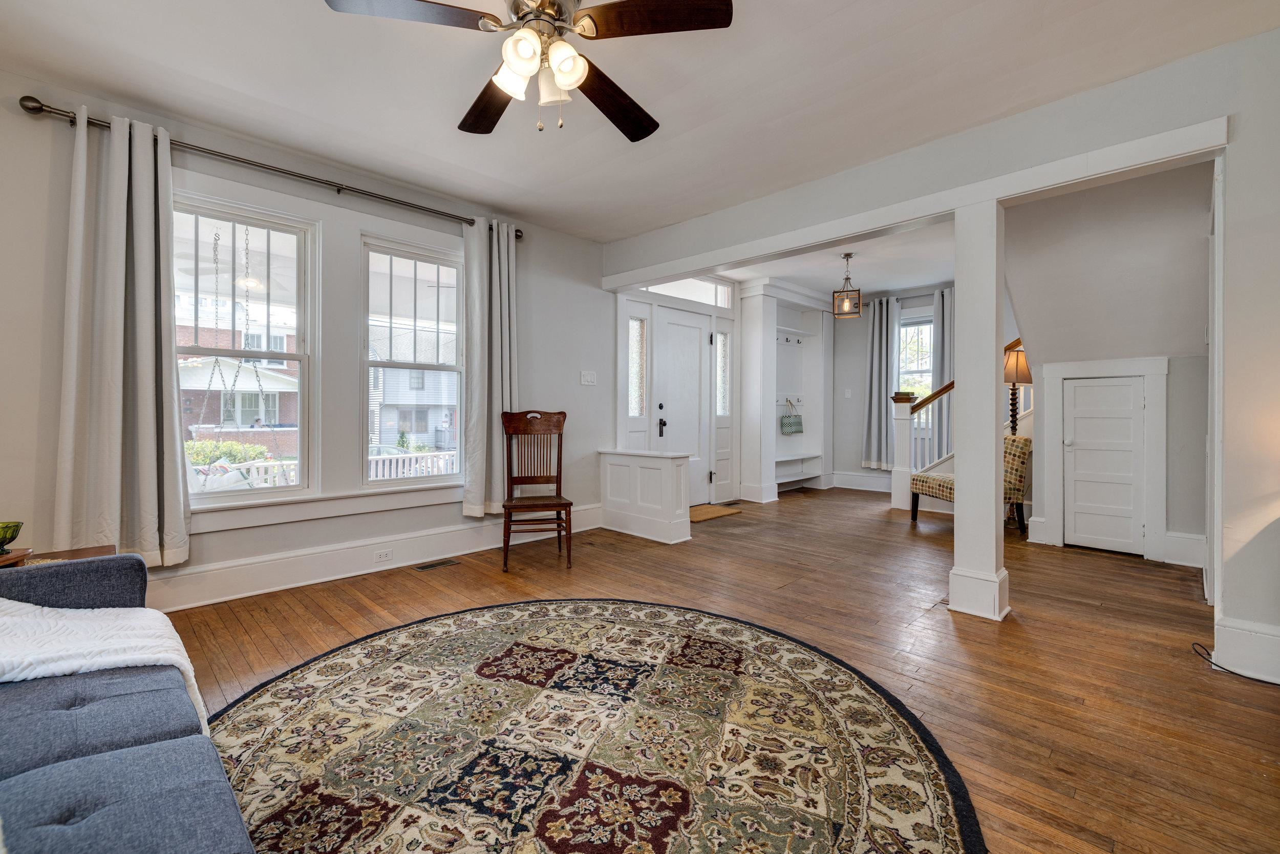 240 W VIEW ST, HARRISONBURG, Virginia 22801, 3 Bedrooms Bedrooms, ,2 BathroomsBathrooms,Residential,240 W VIEW ST,663572 MLS # 663572