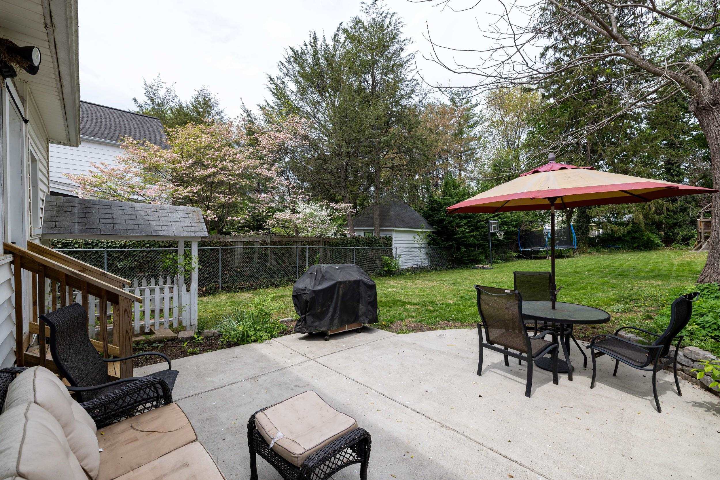 240 W VIEW ST, HARRISONBURG, Virginia 22801, 3 Bedrooms Bedrooms, ,2 BathroomsBathrooms,Residential,240 W VIEW ST,663572 MLS # 663572