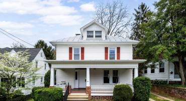 240 W VIEW ST, HARRISONBURG, Virginia 22801, 3 Bedrooms Bedrooms, ,2 BathroomsBathrooms,Residential,240 W VIEW ST,663572 MLS # 663572