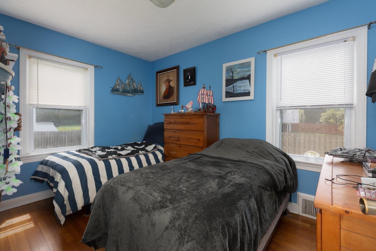 310 E SPOTSWOOD AVE, ELKTON, Virginia 22827, 3 Bedrooms Bedrooms, ,1 BathroomBathrooms,Residential,310 E SPOTSWOOD AVE,665284 MLS # 665284