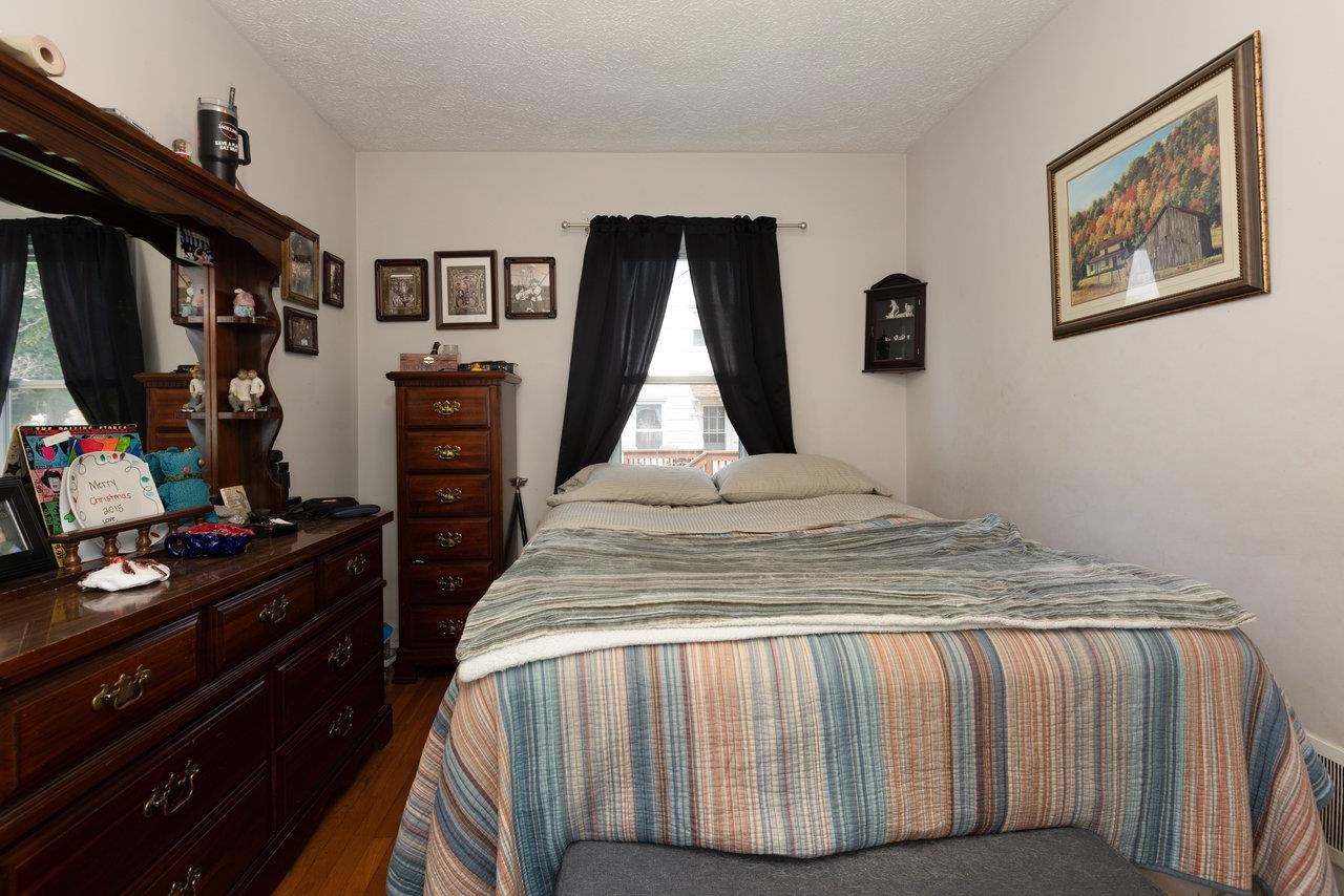 310 E SPOTSWOOD AVE, ELKTON, Virginia 22827, 3 Bedrooms Bedrooms, ,1 BathroomBathrooms,Residential,310 E SPOTSWOOD AVE,665284 MLS # 665284