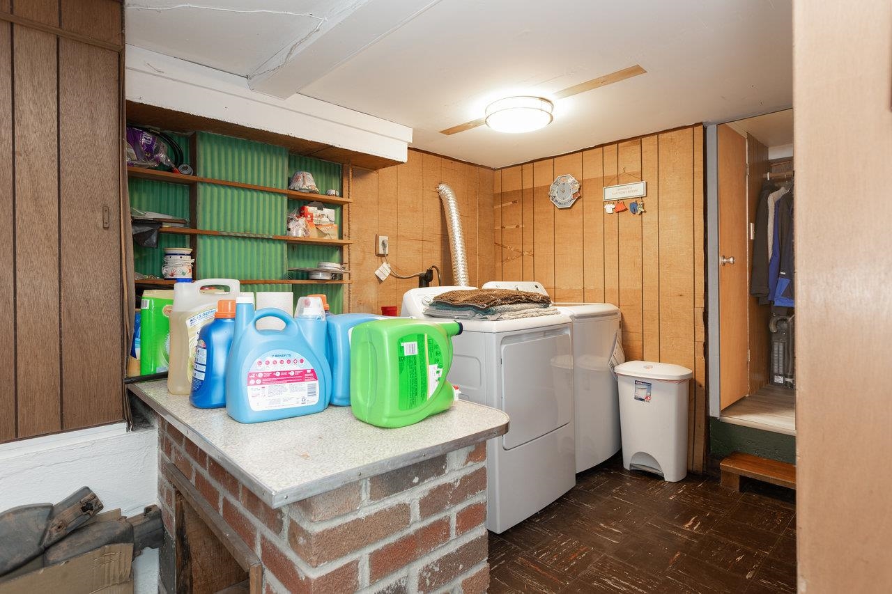 310 E SPOTSWOOD AVE, ELKTON, Virginia 22827, 3 Bedrooms Bedrooms, ,1 BathroomBathrooms,Residential,310 E SPOTSWOOD AVE,665284 MLS # 665284