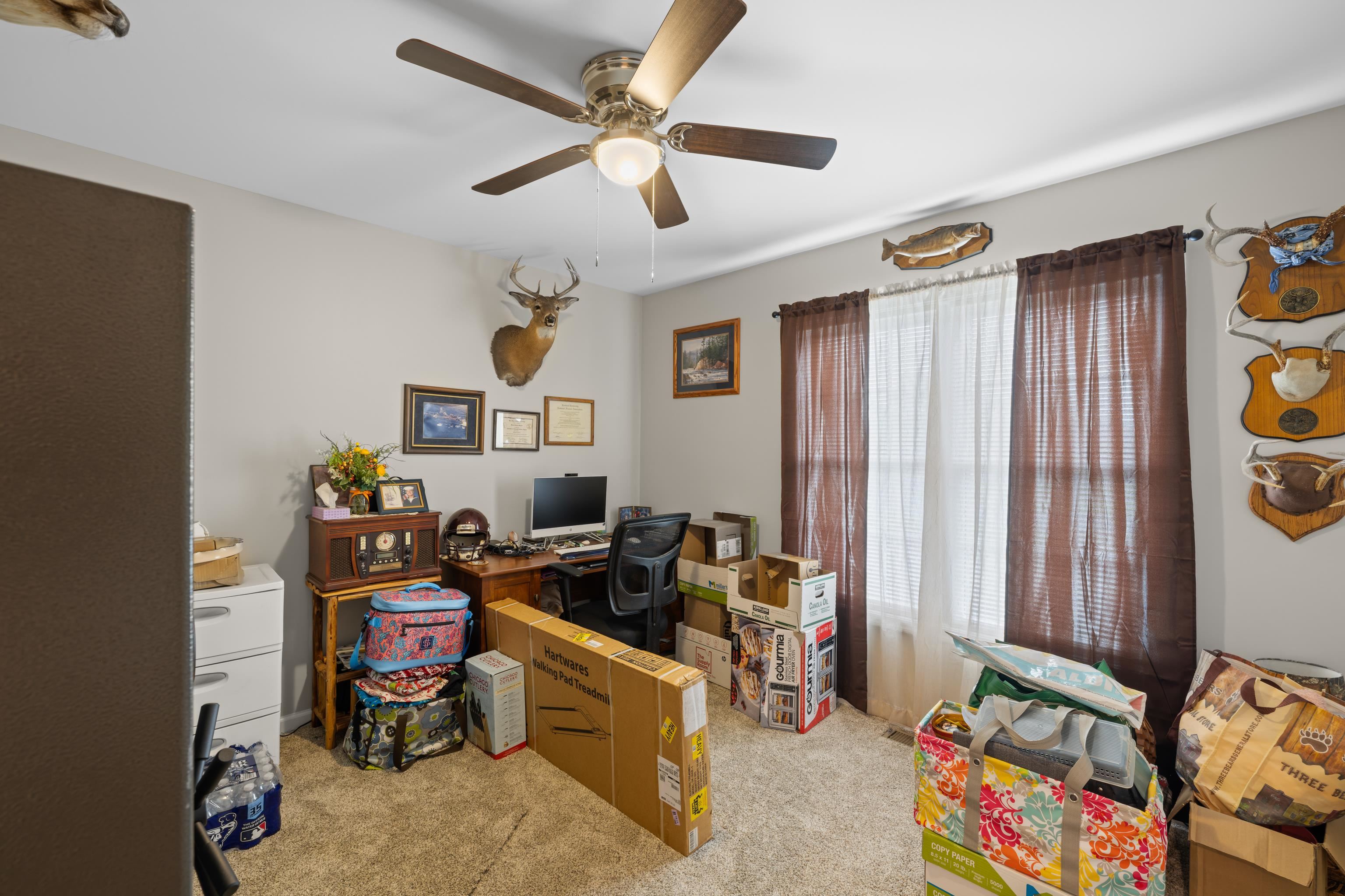 300 8TH ST, GROTTOES, Virginia 24441, 3 Bedrooms Bedrooms, ,2 BathroomsBathrooms,Residential,300 8TH ST,665288 MLS # 665288