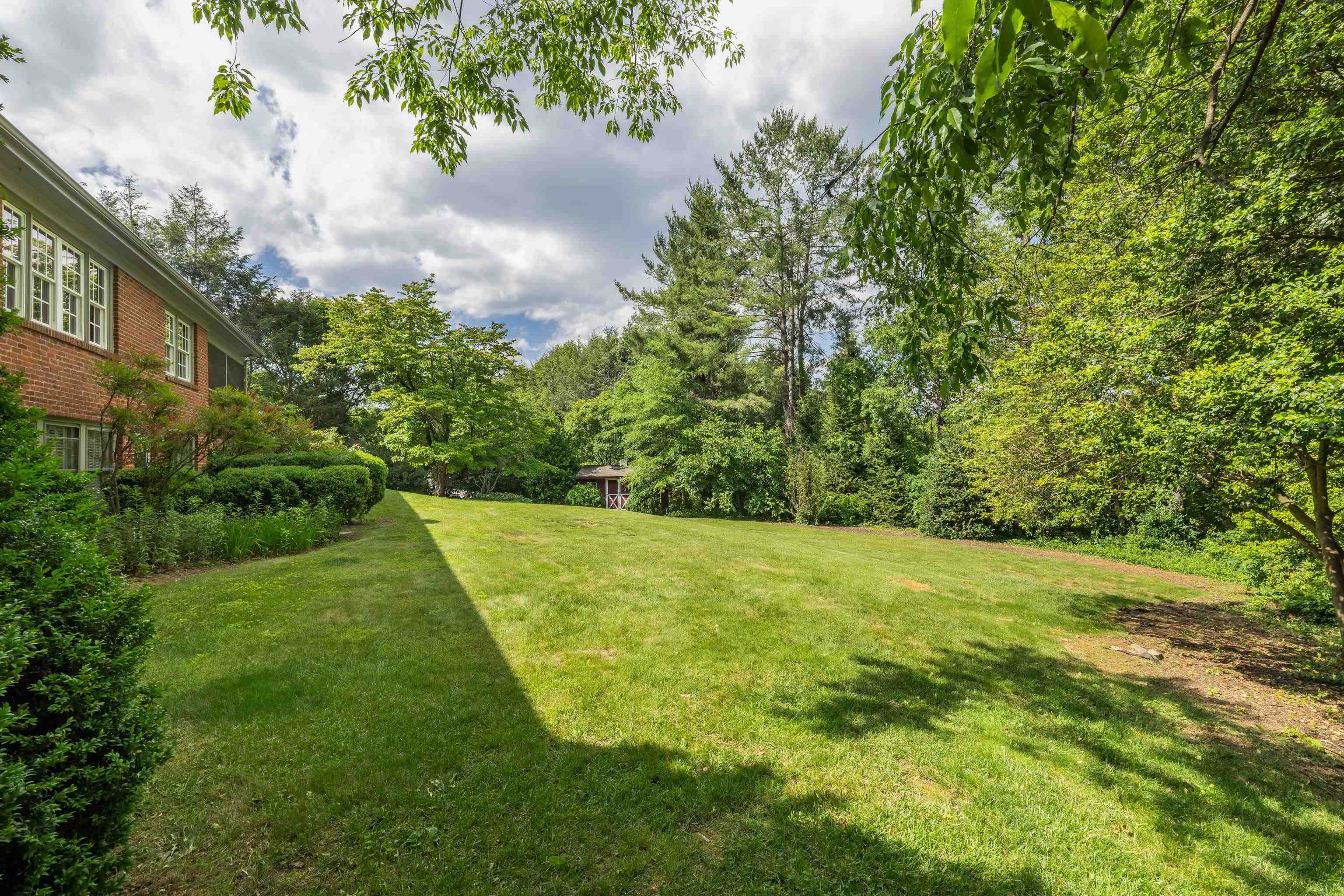 1010 FAIRWAY DR, WAYNESBORO, Virginia 22980, 4 Bedrooms Bedrooms, ,3 BathroomsBathrooms,Residential,1010 FAIRWAY DR,665290 MLS # 665290