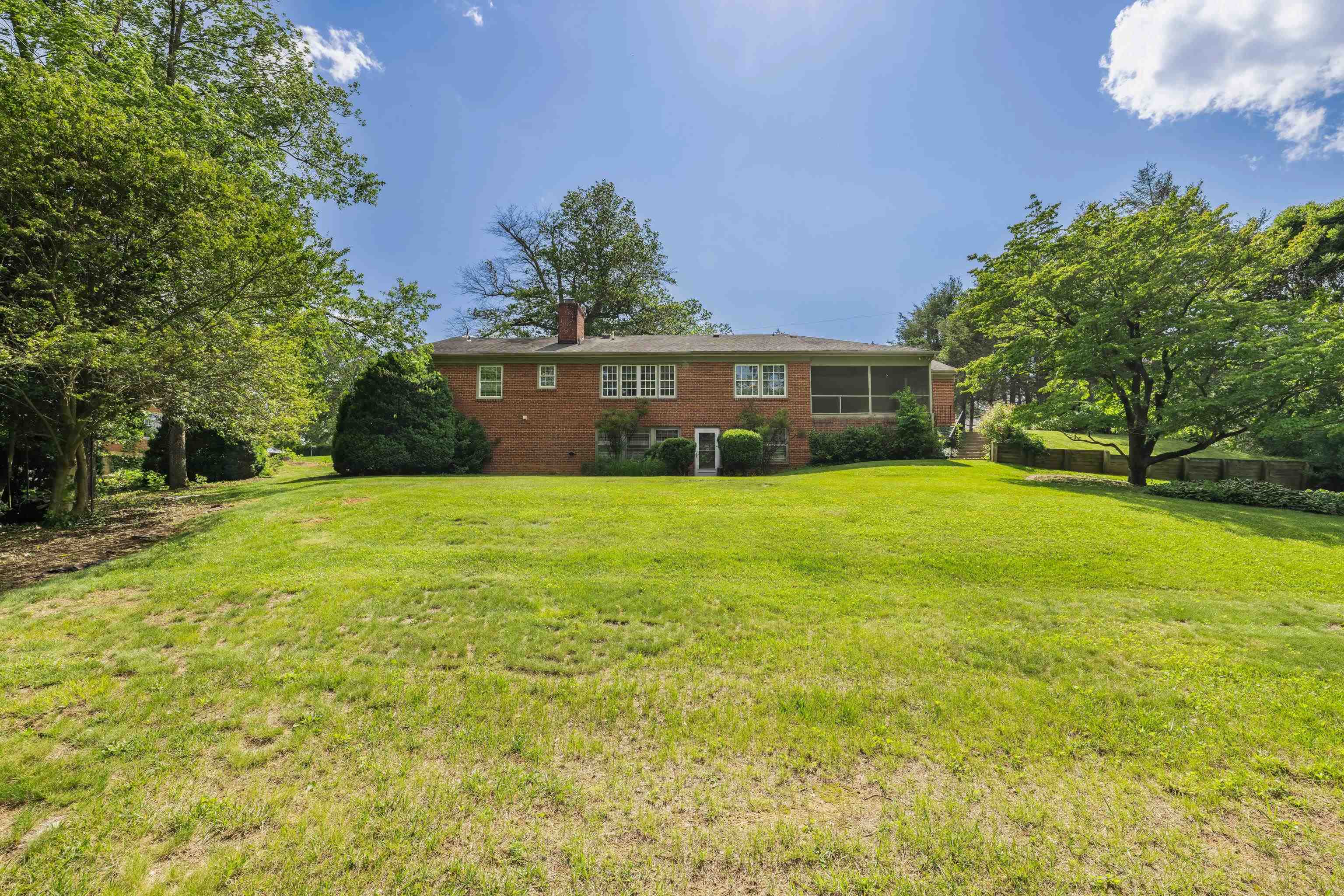1010 FAIRWAY DR, WAYNESBORO, Virginia 22980, 4 Bedrooms Bedrooms, ,3 BathroomsBathrooms,Residential,1010 FAIRWAY DR,665290 MLS # 665290