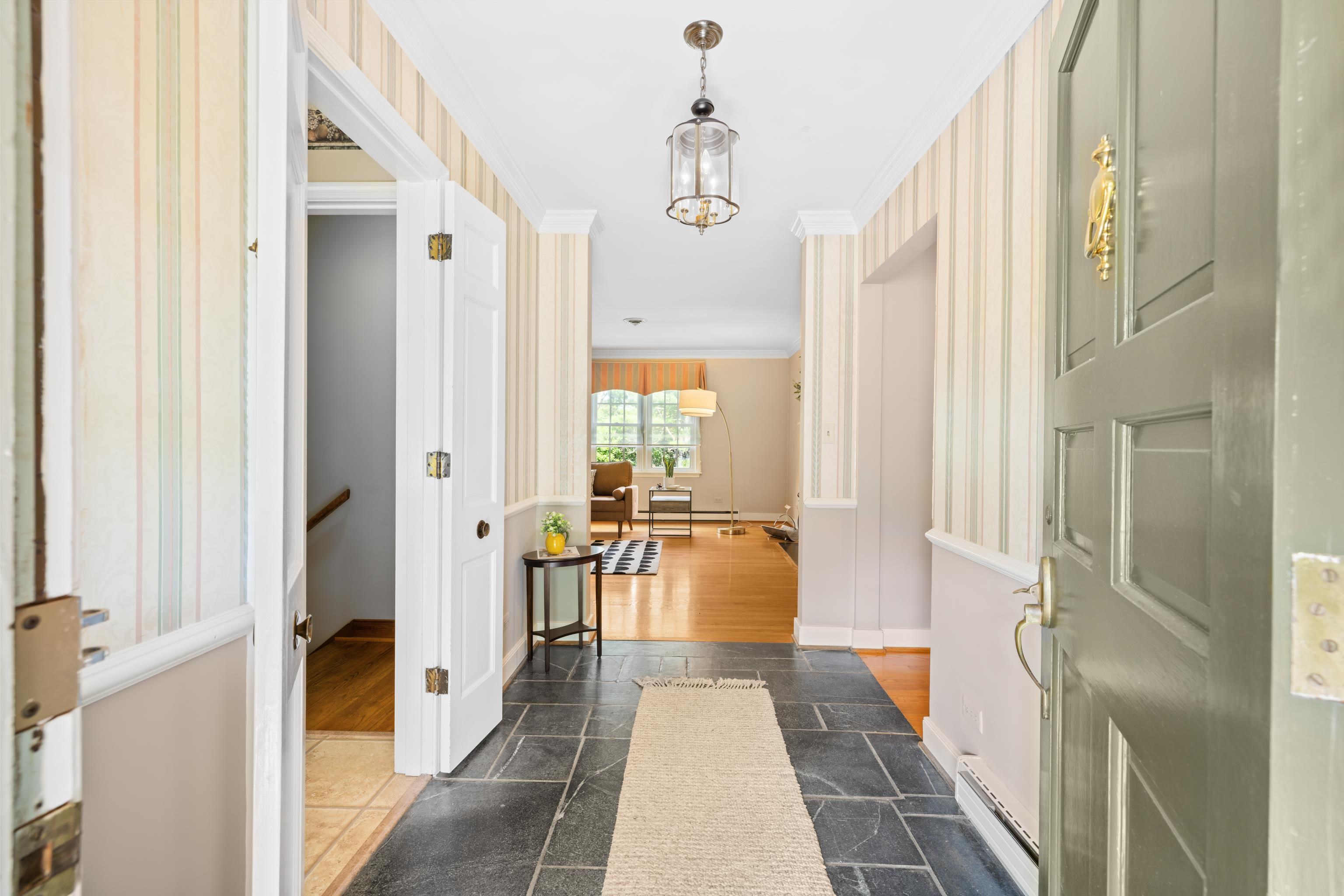 1010 FAIRWAY DR, WAYNESBORO, Virginia 22980, 4 Bedrooms Bedrooms, ,3 BathroomsBathrooms,Residential,1010 FAIRWAY DR,665290 MLS # 665290