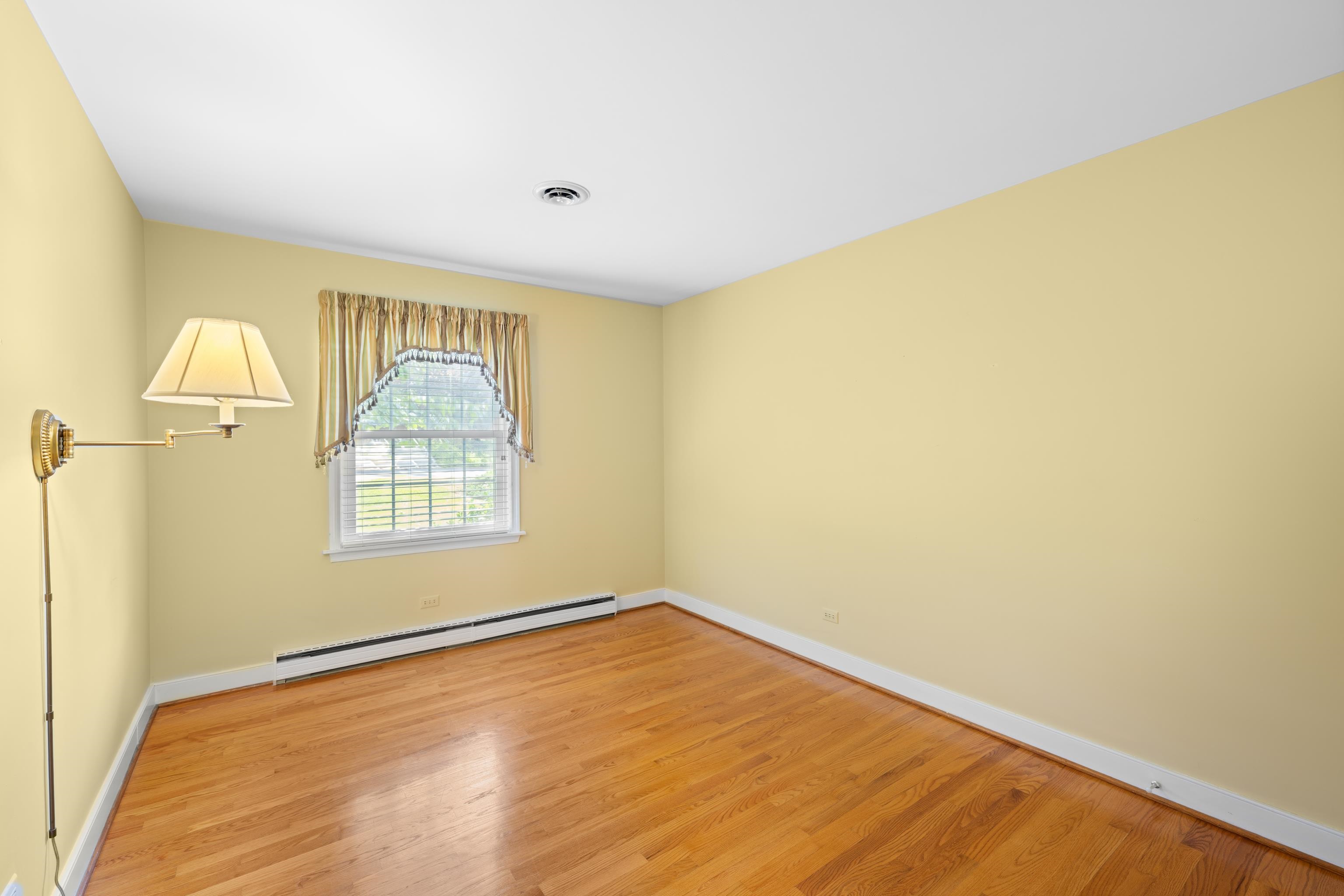 1010 FAIRWAY DR, WAYNESBORO, Virginia 22980, 4 Bedrooms Bedrooms, ,3 BathroomsBathrooms,Residential,1010 FAIRWAY DR,665290 MLS # 665290