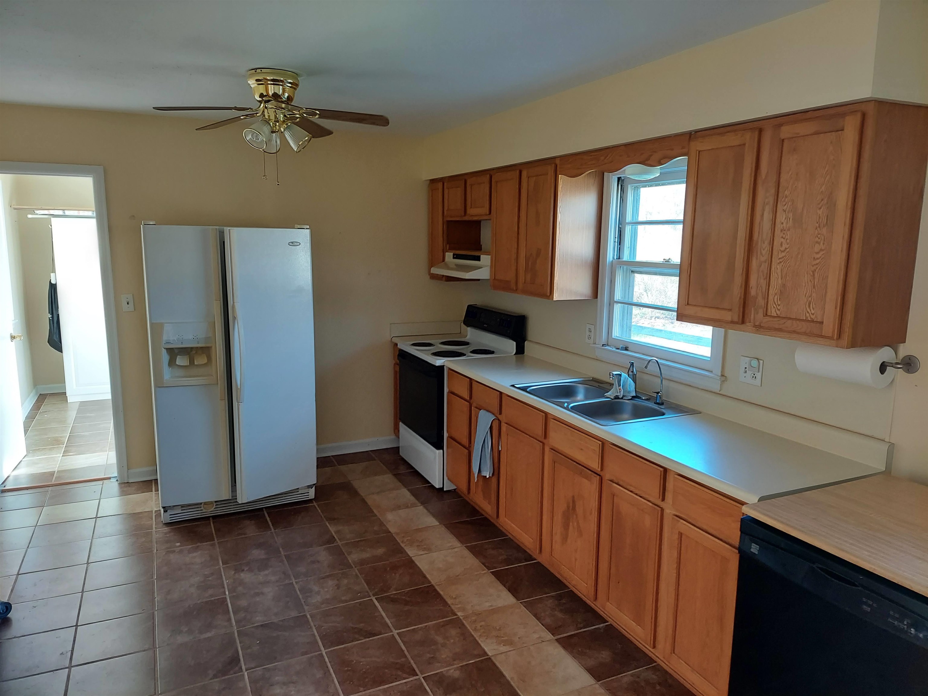 101 WAYBURN ST, CHURCHVILLE, Virginia 24421, 3 Bedrooms Bedrooms, ,1 BathroomBathrooms,Residential,101 WAYBURN ST,665293 MLS # 665293
